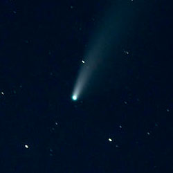 10 segundos de exposición sobre el cometa NEOWISE